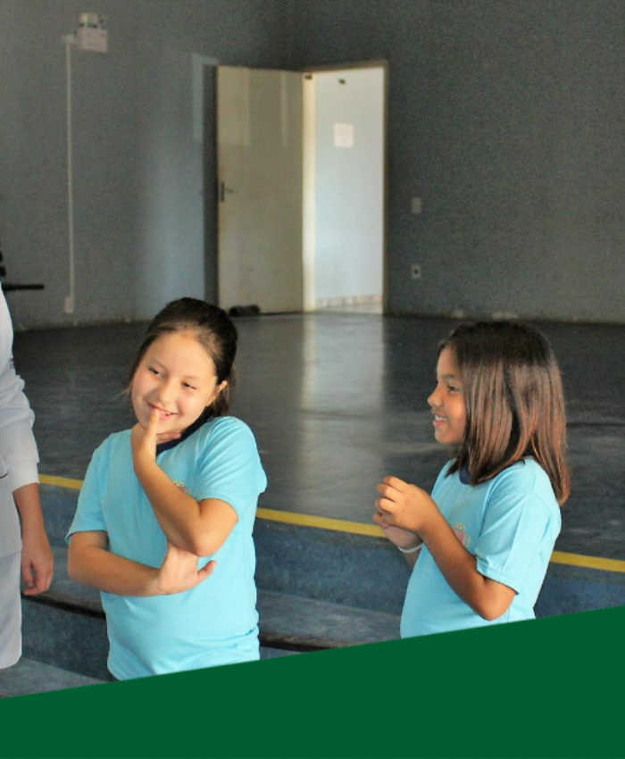 Alunos participam de ação do projeto “Flúor na Escola, Criança Feliz” no São Cristóvão