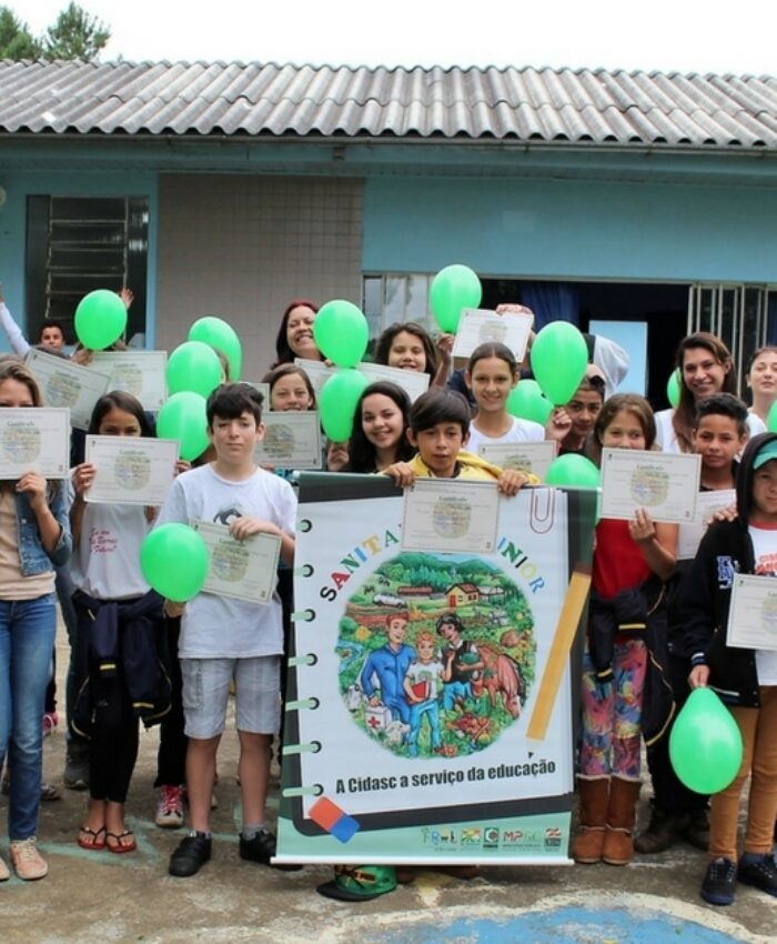 Alunos recebem certificados do Projeto Sanitarista Júnior da Cidasc