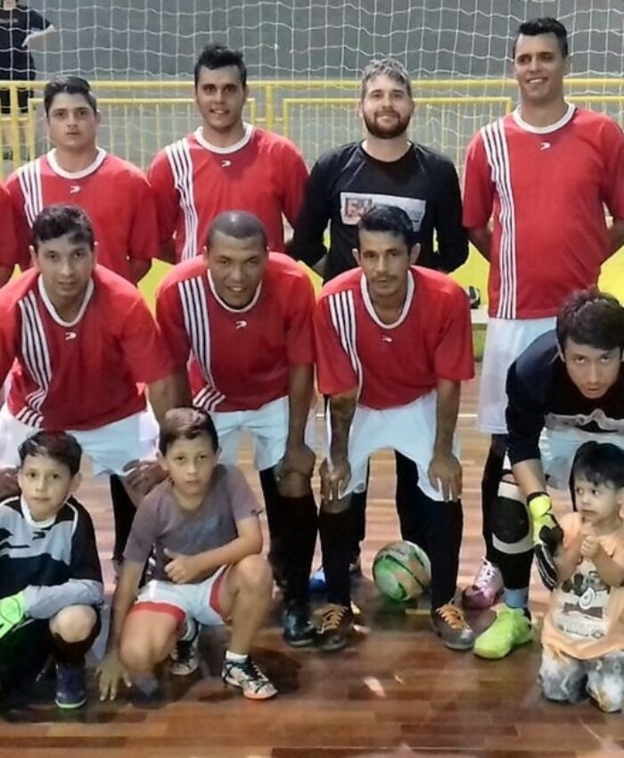 Deixaqueuxuto goleia e agora lidera a chave “D” do Futsal