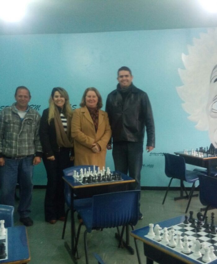 Escola João Pacheco de Miranda Lima inaugura a Sala Ambiente de Matemática