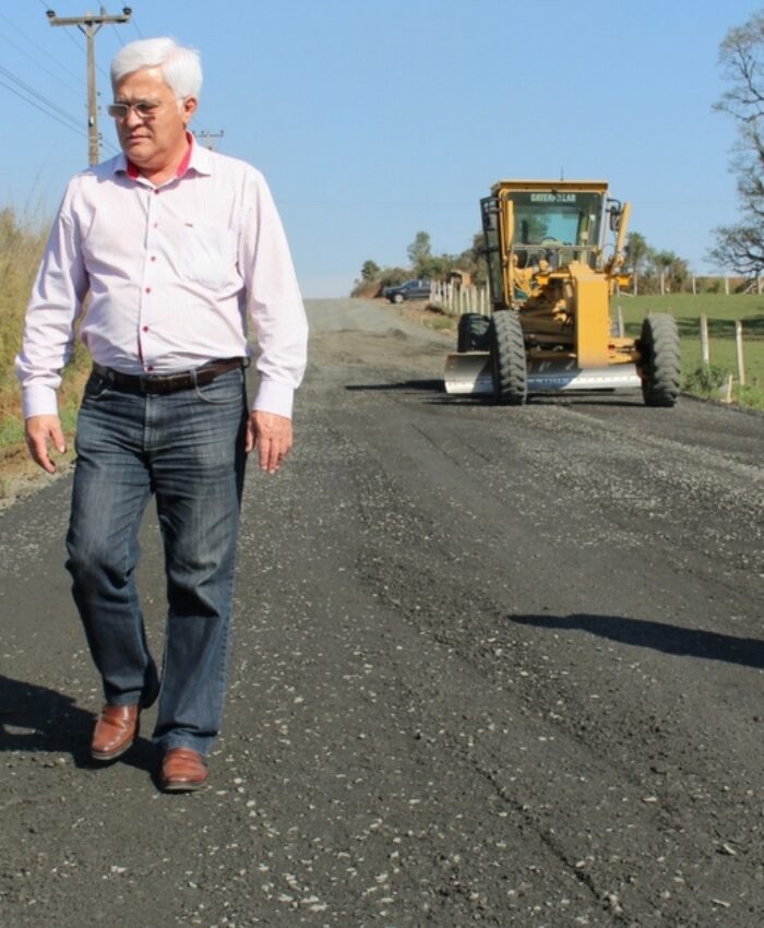 Estrada Transfalcônica deve receber camada asfáltica na próxima semana