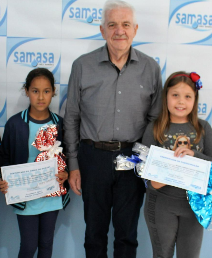 Estudantes são premiados por desenhos vencedores no 2° Concurso do Dia Mundial da Água