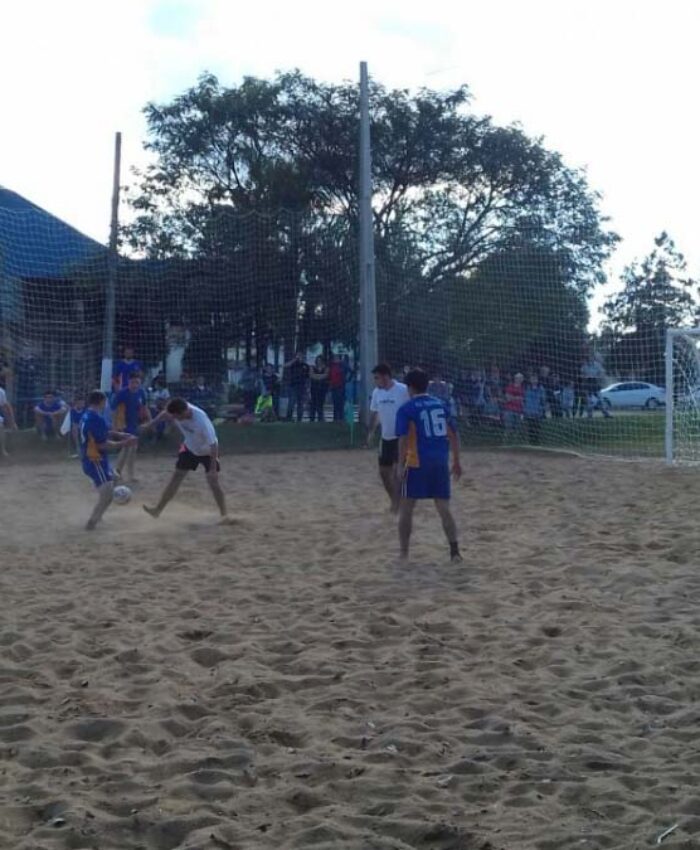 Fut e Danone e Amigos do Jonko fazem a final do Campeonato de Futebol de Areia em Três Barras