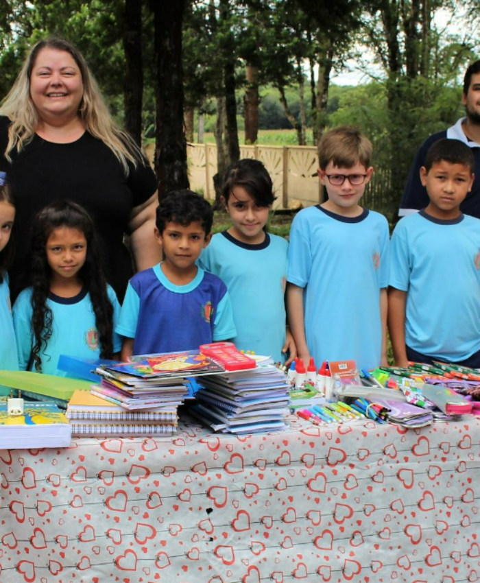 Iniciativa do CREA JR-SC garante 676 itens escolares a alunos do interior de Três Barras