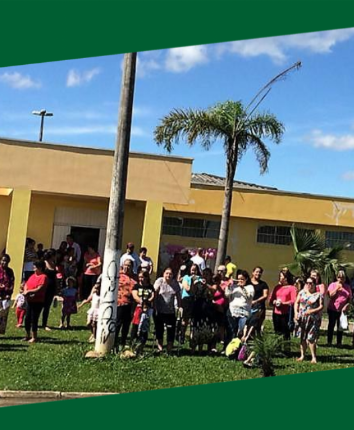 Mais de 100 mulheres participam de ação de encerramento do Outubro Rosa