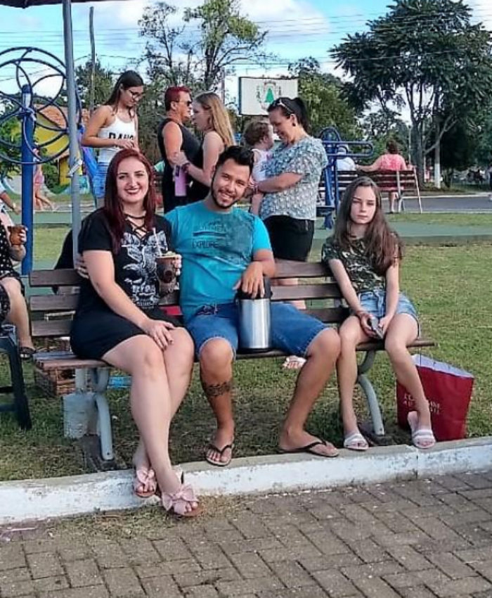 Matinê de Carnaval atrai crianças e famílias à praça central de Três Barras