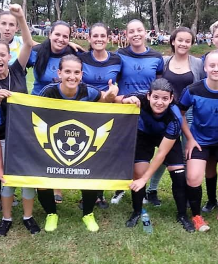 Meninas do Troia são destaques em competições intermunicipais de Futebol Suíço
