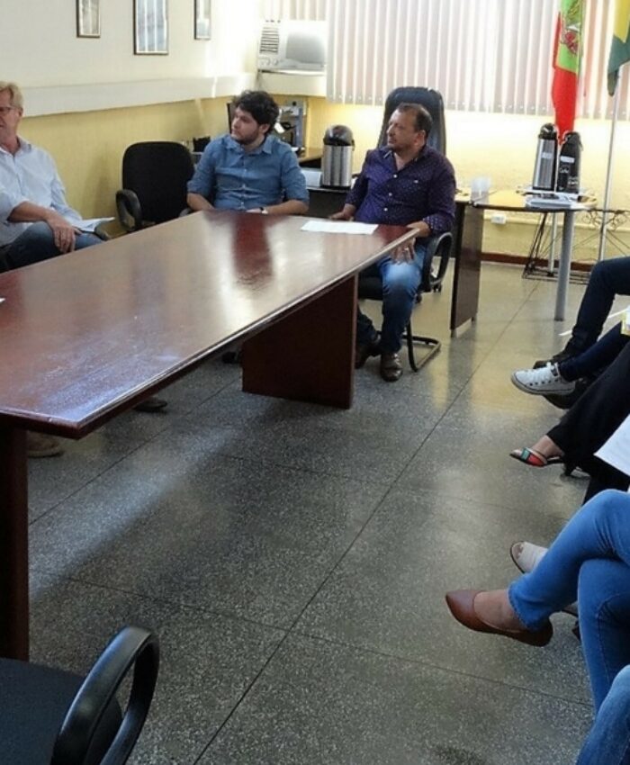 Municípios debatem parceria para a normatização da coleta de recicláveis