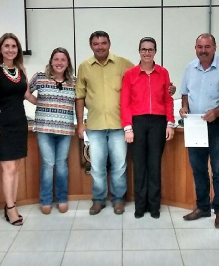 Na Câmara, gestora cultural é homenageada pelo sucesso da festa dos 57 anos da cidade