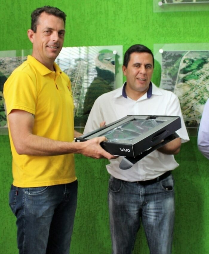 Notebook entregue pela Codeplan vai auxiliar na inspeção sanitária da região