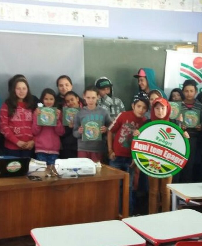 Profissionais da Cidasc e Epagri ministram palestras na escola Francisco Rocha