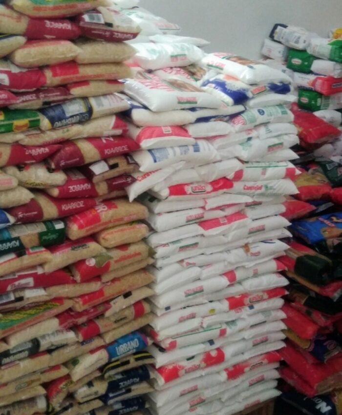 Quase cinco toneladas de alimentos são arrecadadas durante a festa da cidade