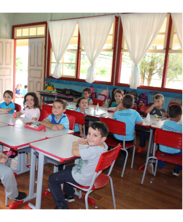 Rematrículas seguem até 14 de novembro em Três Barras; Matrículas de novos alunos iniciam no dia 18
