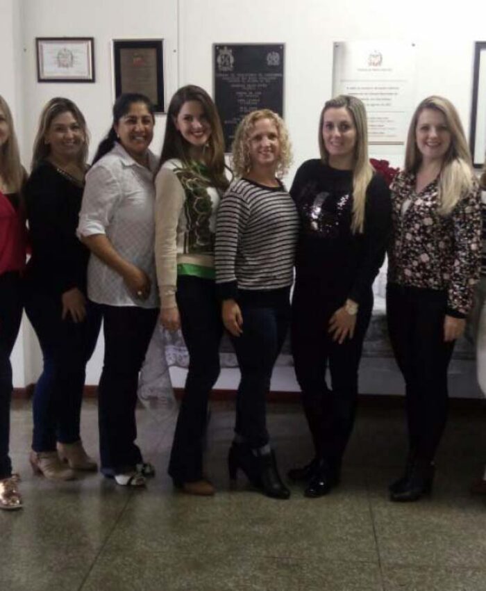 Servidoras municipais participam da 1ª Conferência Regional de Saúde das Mulheres