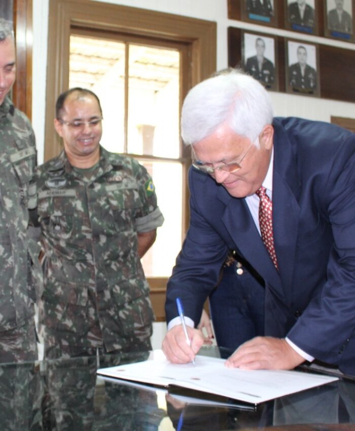 Shimoguiri e demais prefeitos tomam posse como presidentes das Juntas de Serviço Militar