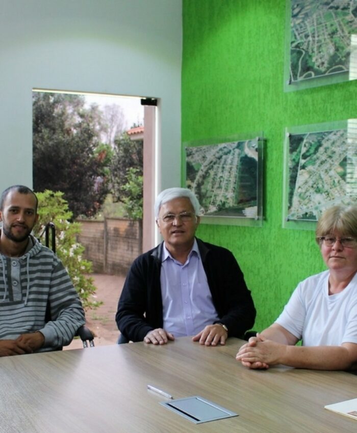 Shimoguiri recebe representantes de associação de moradores