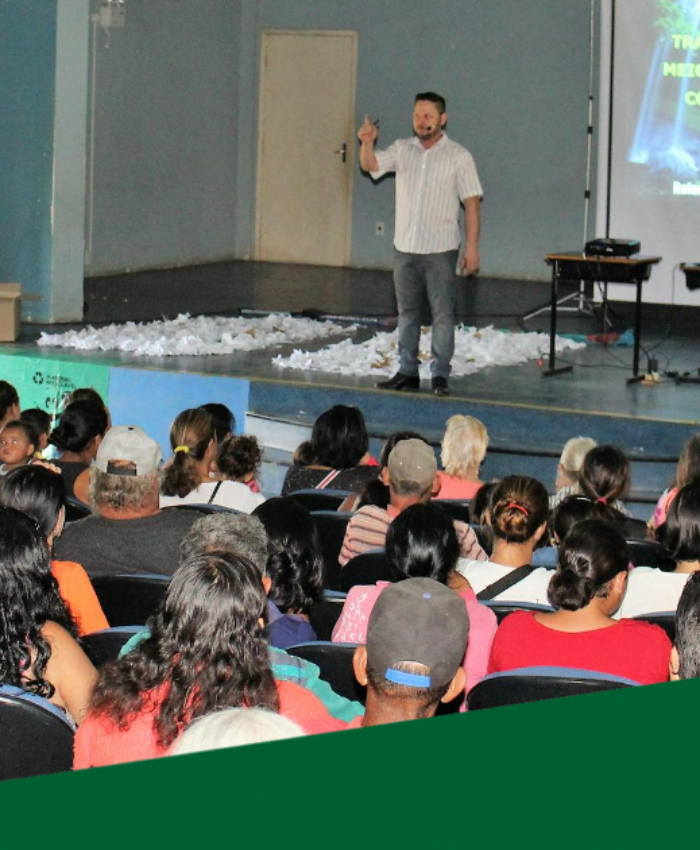 Tema “Reciclagem” fecha o ciclo de palestras com beneficiários de programas sociais