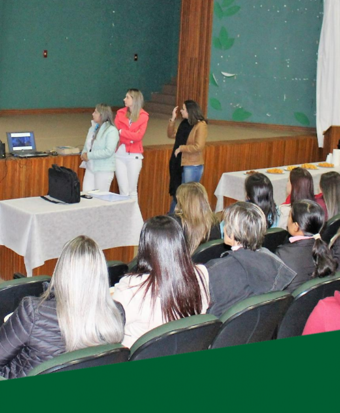 Treinamento prepara profissionais da Saúde para a chegada da Unidade Móvel Sesc Saúde Mulher