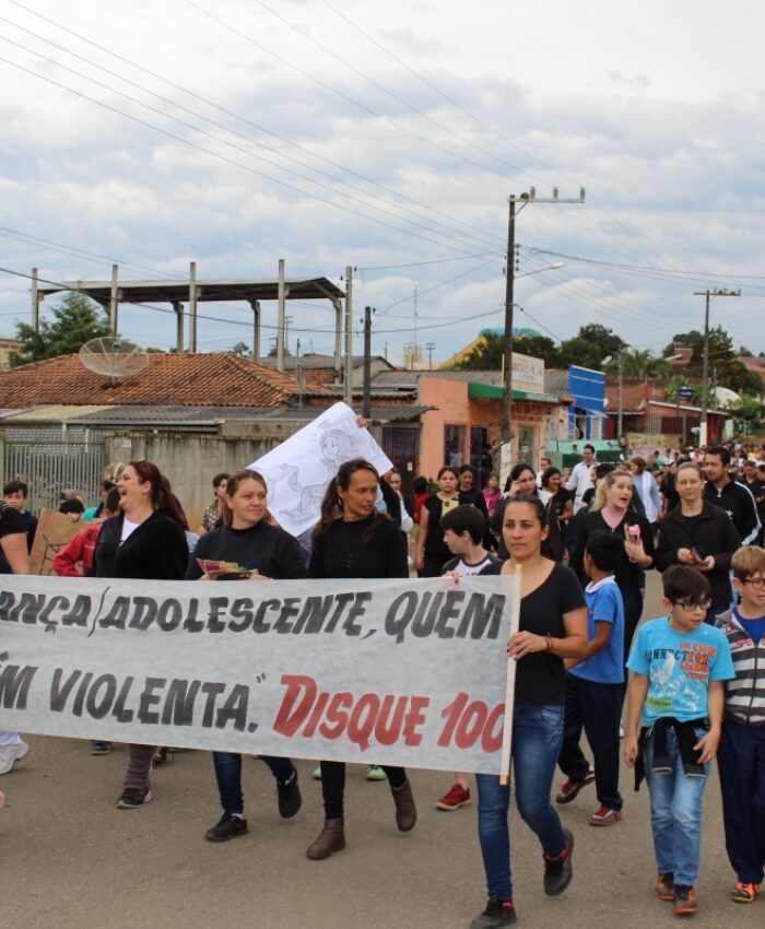 Três Barras se mobiliza em prol do enfrentamento à exploração sexual infantil